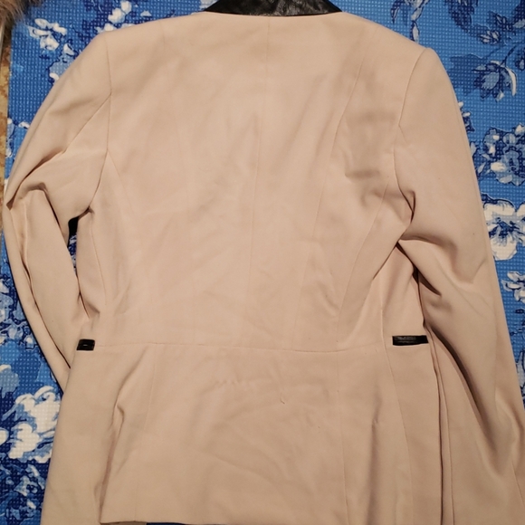 Badge Blazer - Picture 3 of 4